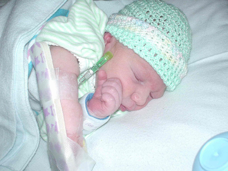 xanderhospitalcrib.jpg